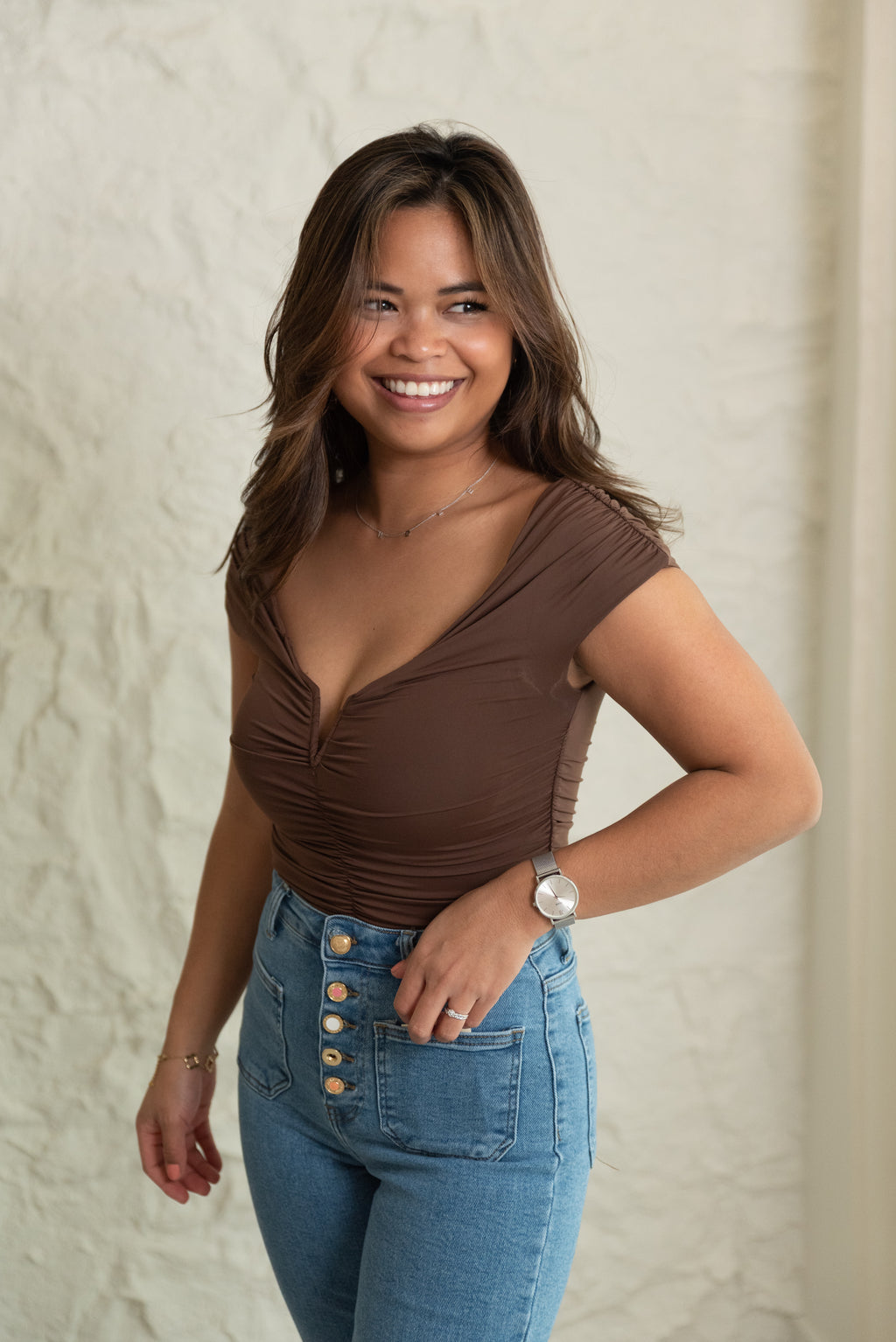 GEDRAPPEERDOFF-SCHOULDER BODYSUIT TOP