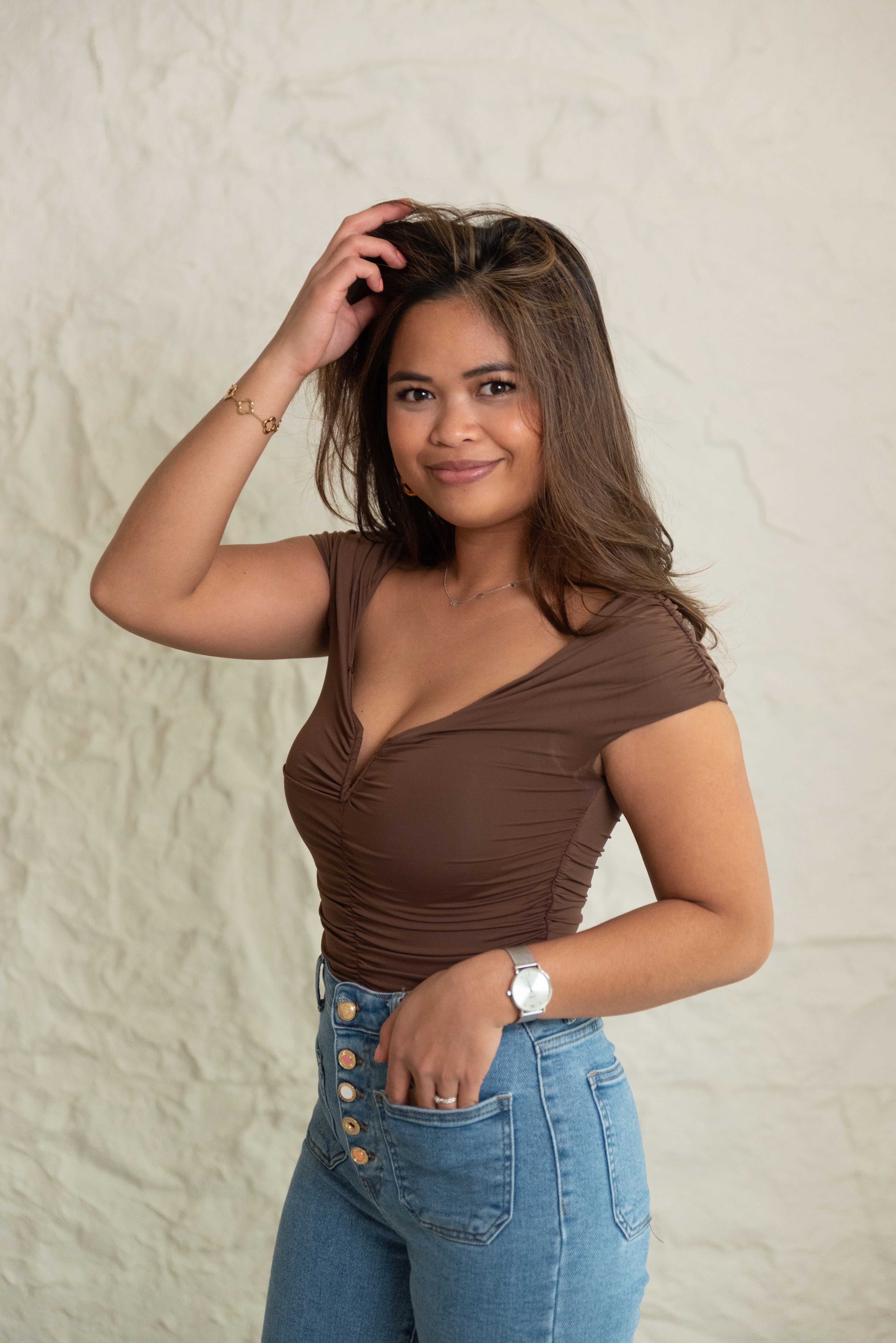 GEDRAPPEERDOFF-SCHOULDER BODYSUIT TOP