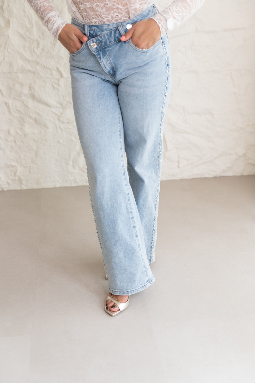 STUD JEANS