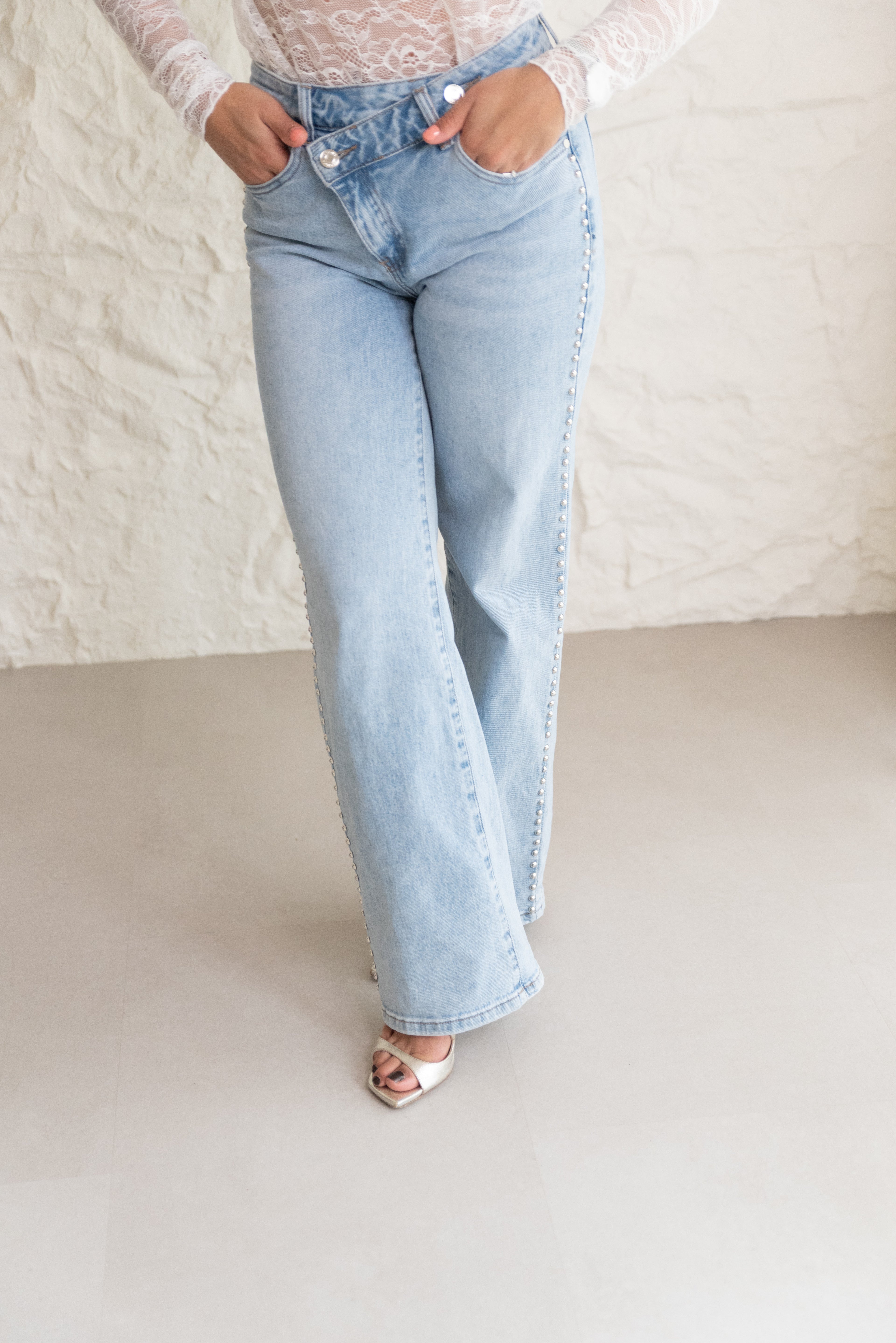 STUD JEANS