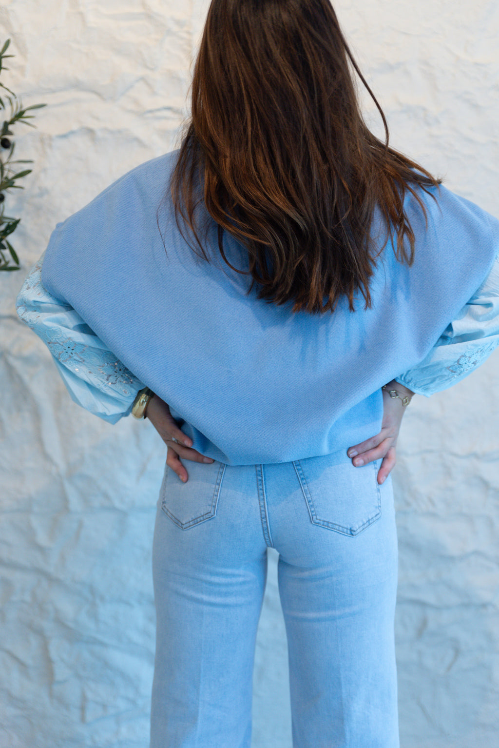 ELINE BLUE SLEEVLESS JACKET