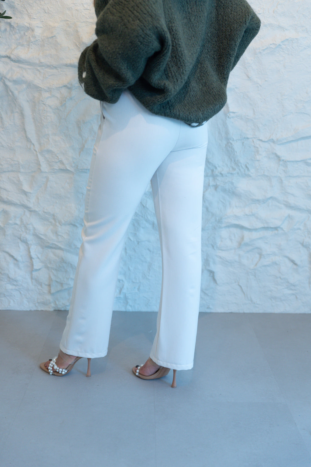 VANESSA CREME TROUSER