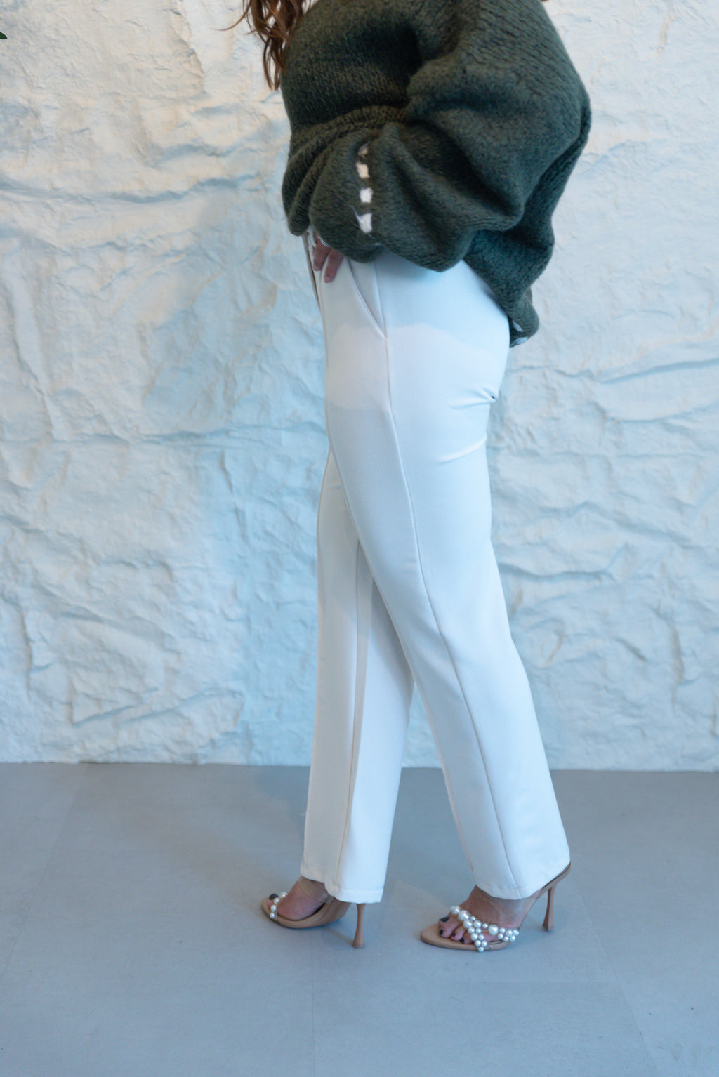 VANESSA CREME TROUSER